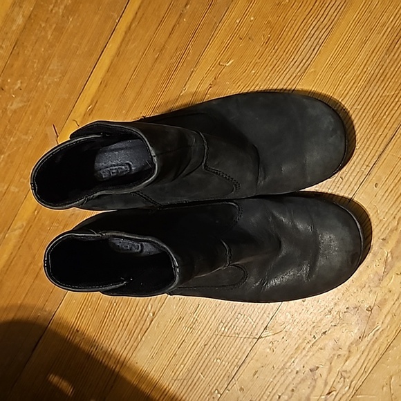 Keen Shoes - Keen Akita Women's Ankle Boot Wedges Black Leather Snap Closure